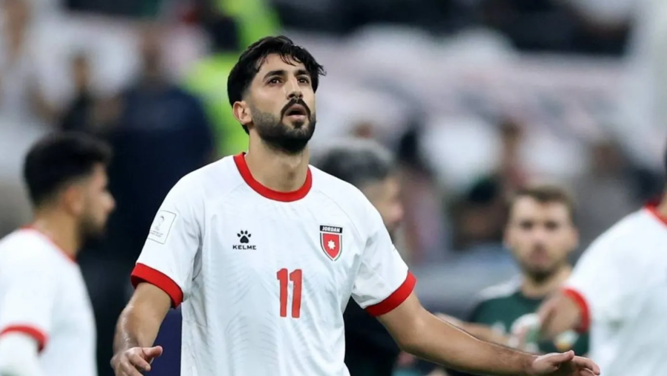 لماذا لا يتواجد النعيمات مع بعثة المنتخب الوطني؟