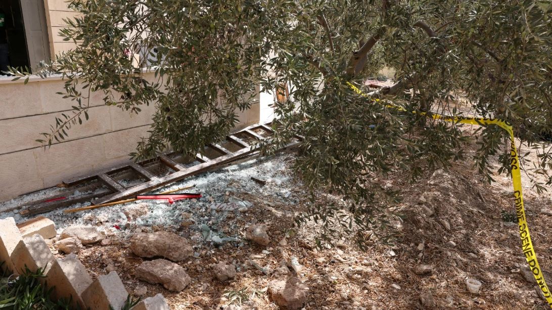 ال المزرعاوي في ماحص وعمان يستنكرون العمل الارهابي في الكرك