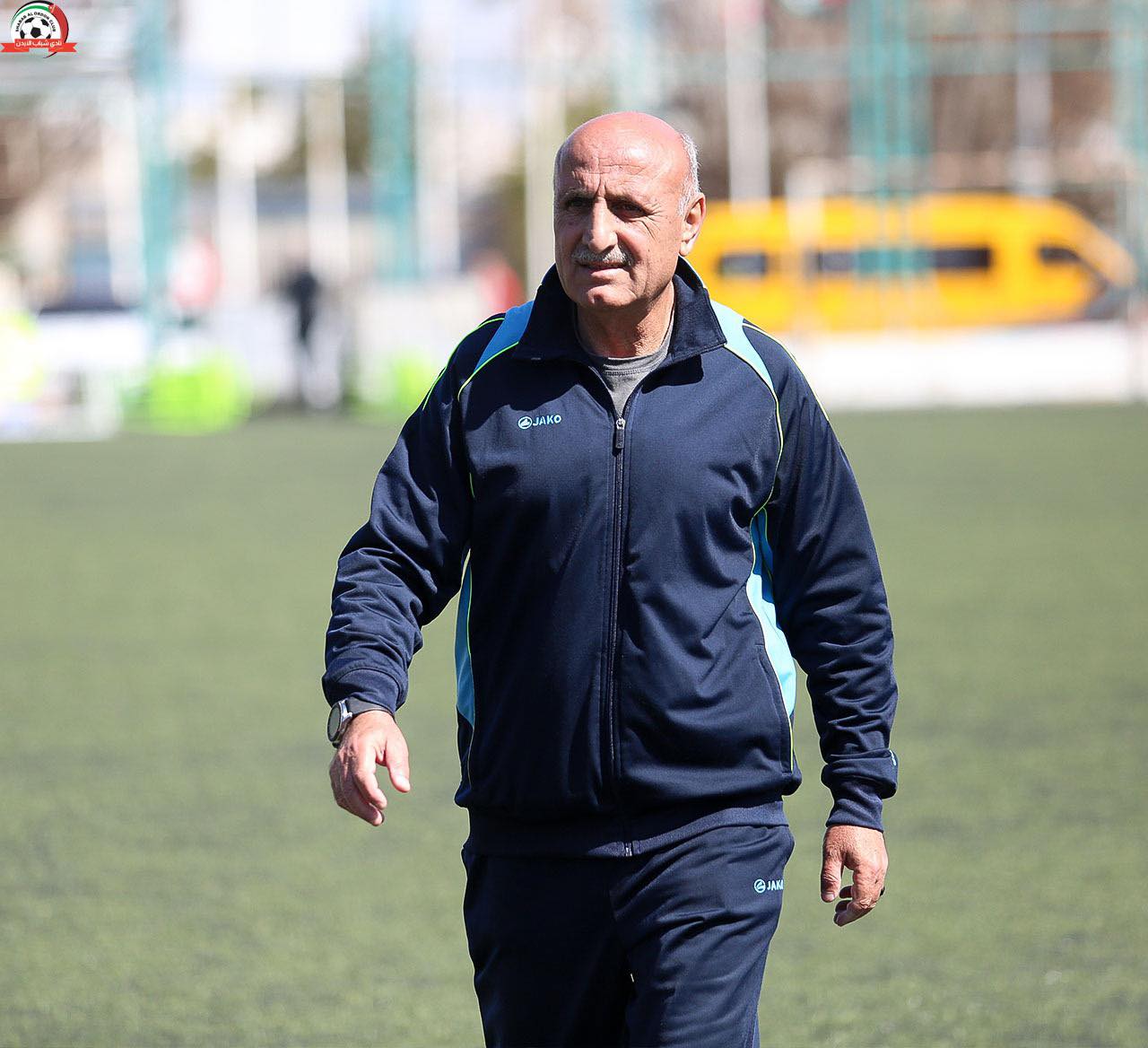 شباب الأردن يقبل استقالة المدرب عيسى الترك ومساعديه 