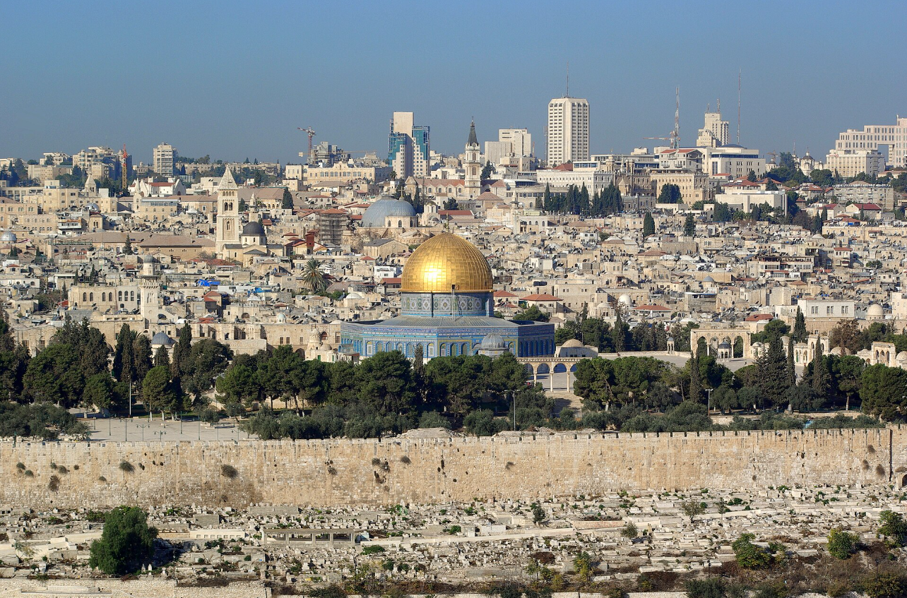 البرلمان العربي: الاحتلال يقود مشروعا لتصفية القضية الفلسطينية وجرّ المنطقة نحو التصعيد