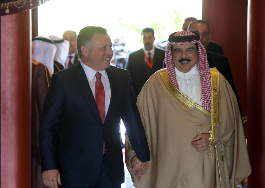 الملك والعاهل البحريني يبحثان التصعيد الإقليمي الخطير 