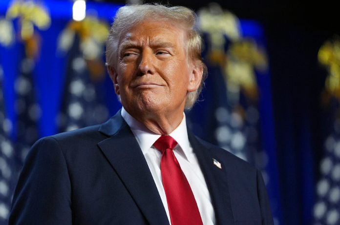 ترامب: إيران مهزومة بالكامل وتسعى لاتفاق لن أقبله 