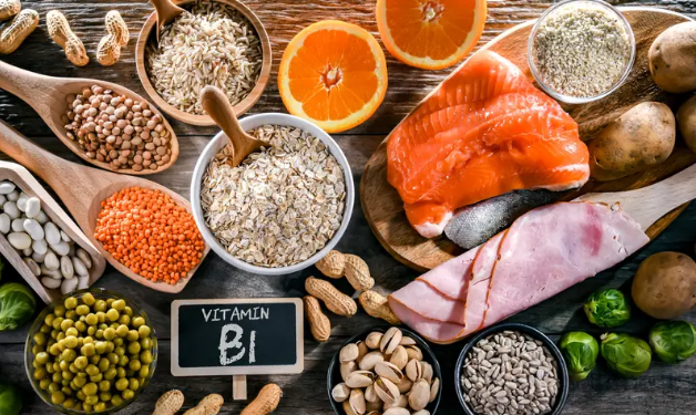 10 أطعمة قد تغنيك عن مكملات فيتامين B
