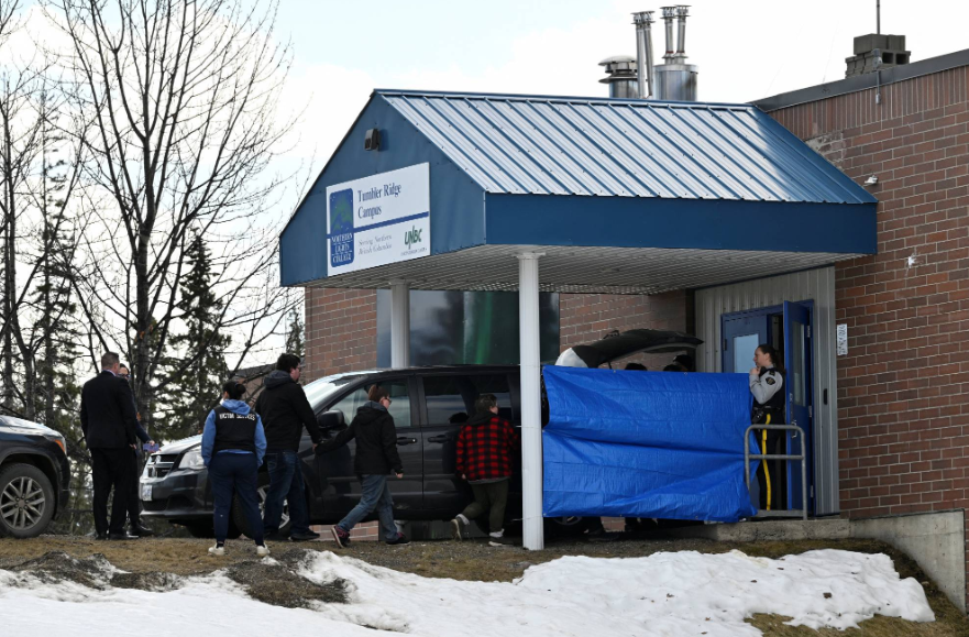 الشرطة الكندية: منفذة إطلاق النار في مدرسة تعاني من مشاكل نفسية 