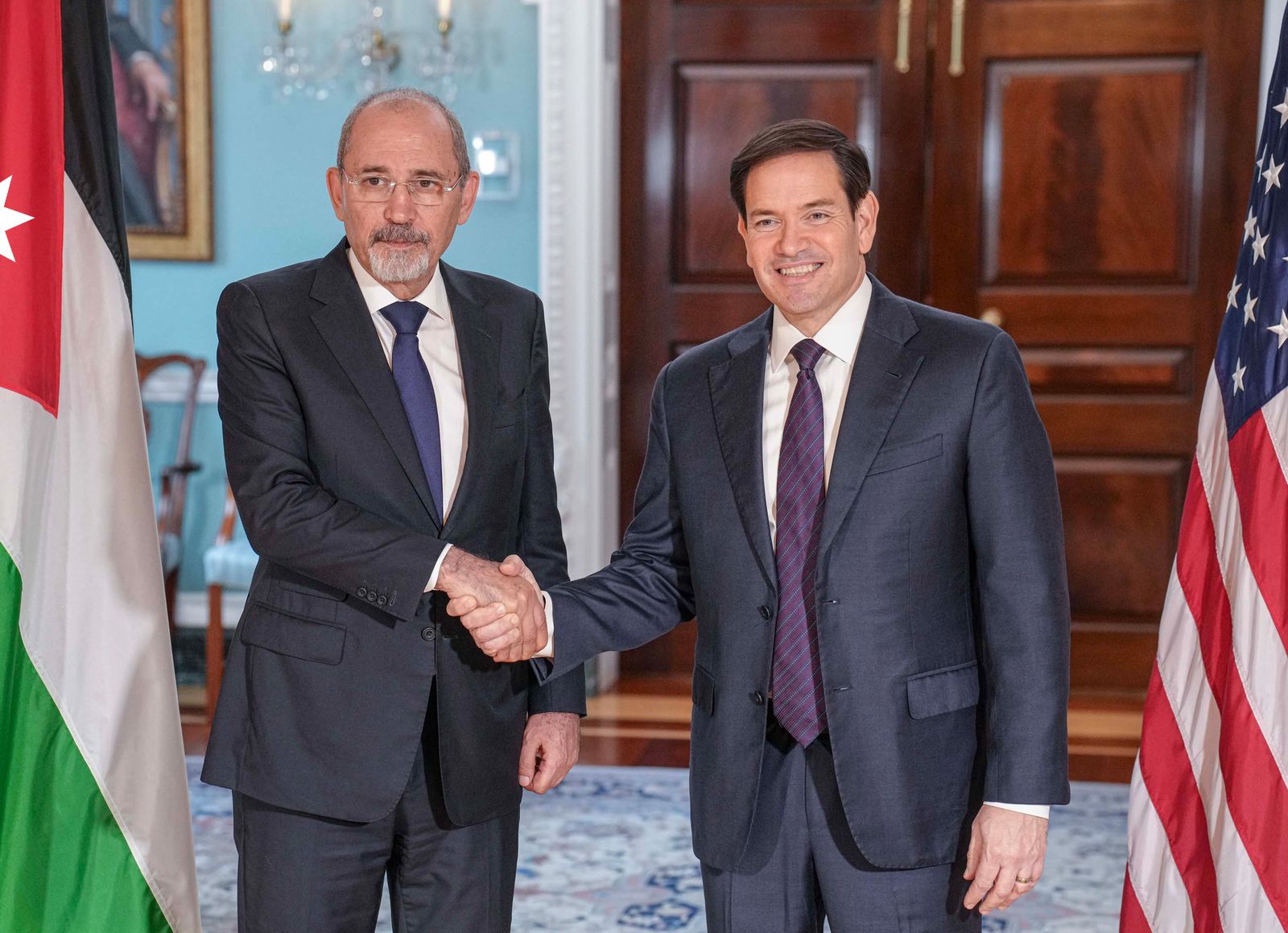 روبيو للصفدي: الولايات المتحدة تتضامن مع الأردن في مواجهة الاعتداءات 