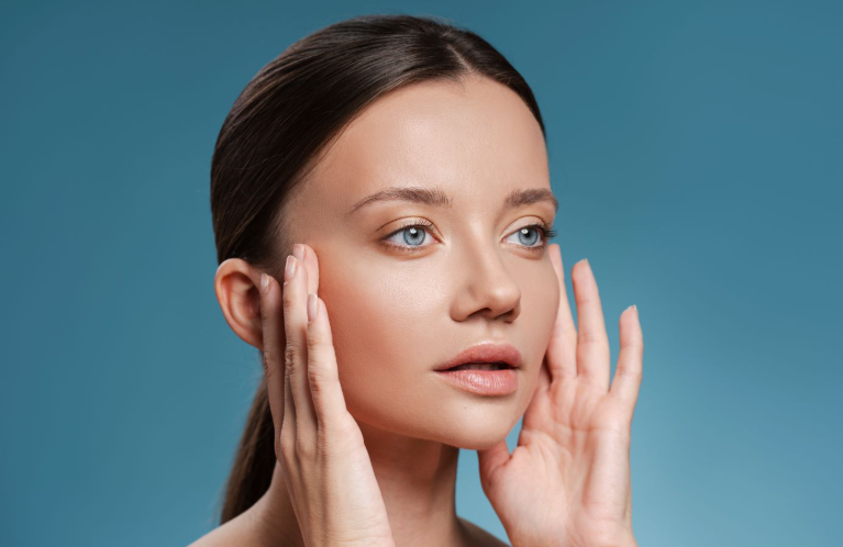 شرائط السيليكون للوجه ..  حل فعّال وآمن للتخلص من الندوب