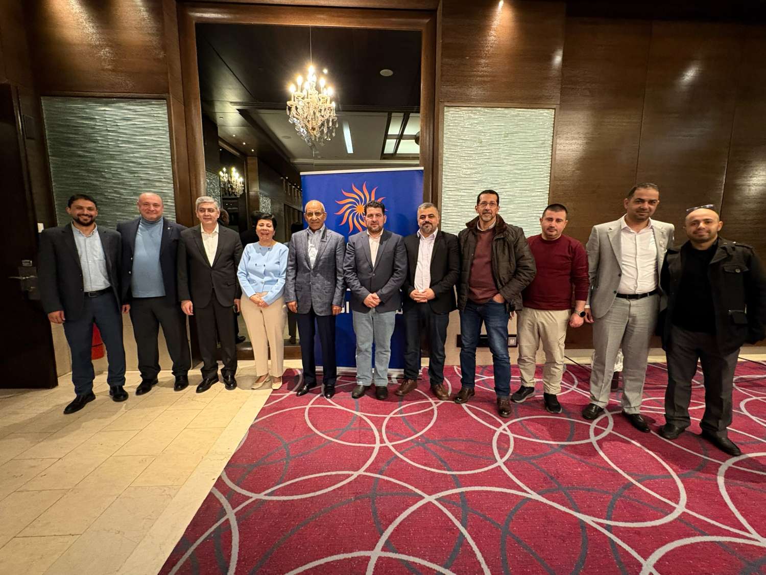 المناصير للزيوت والمحروقات تقيم مأدبة إفطار رمضانية لعملائها (صور)