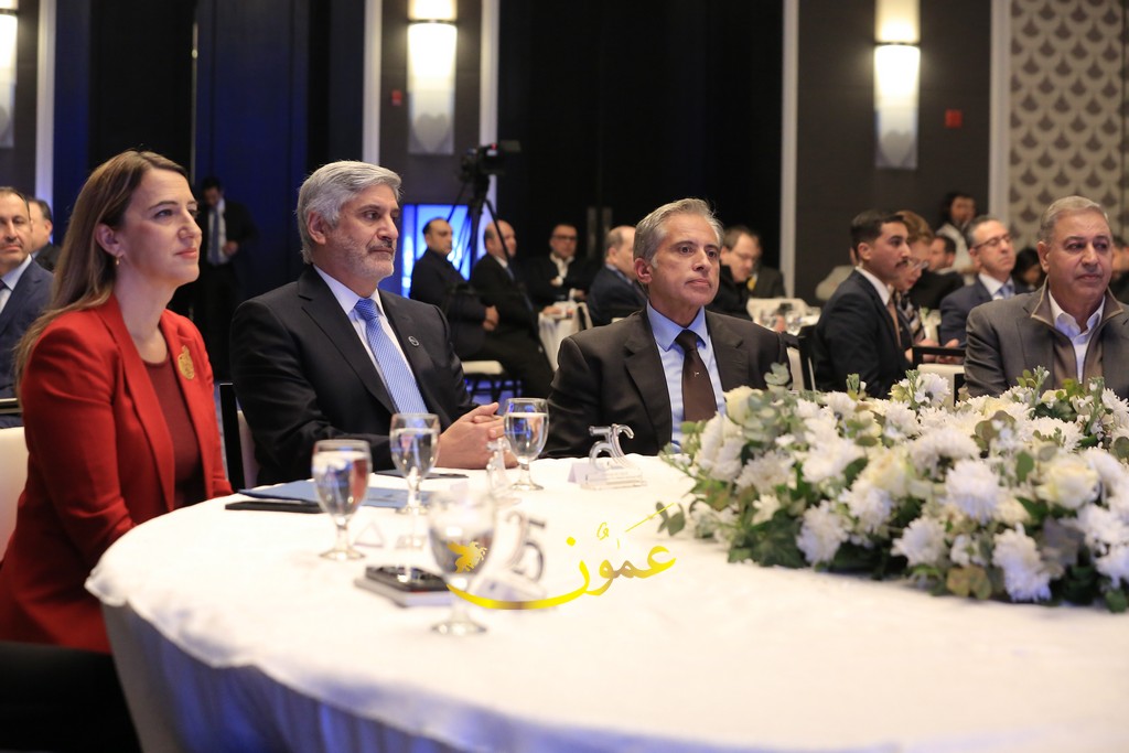 برعاية رئيس الوزراء غرفة التجارة الأميركية في الأردن تحتفل بمرور 25 عامًا