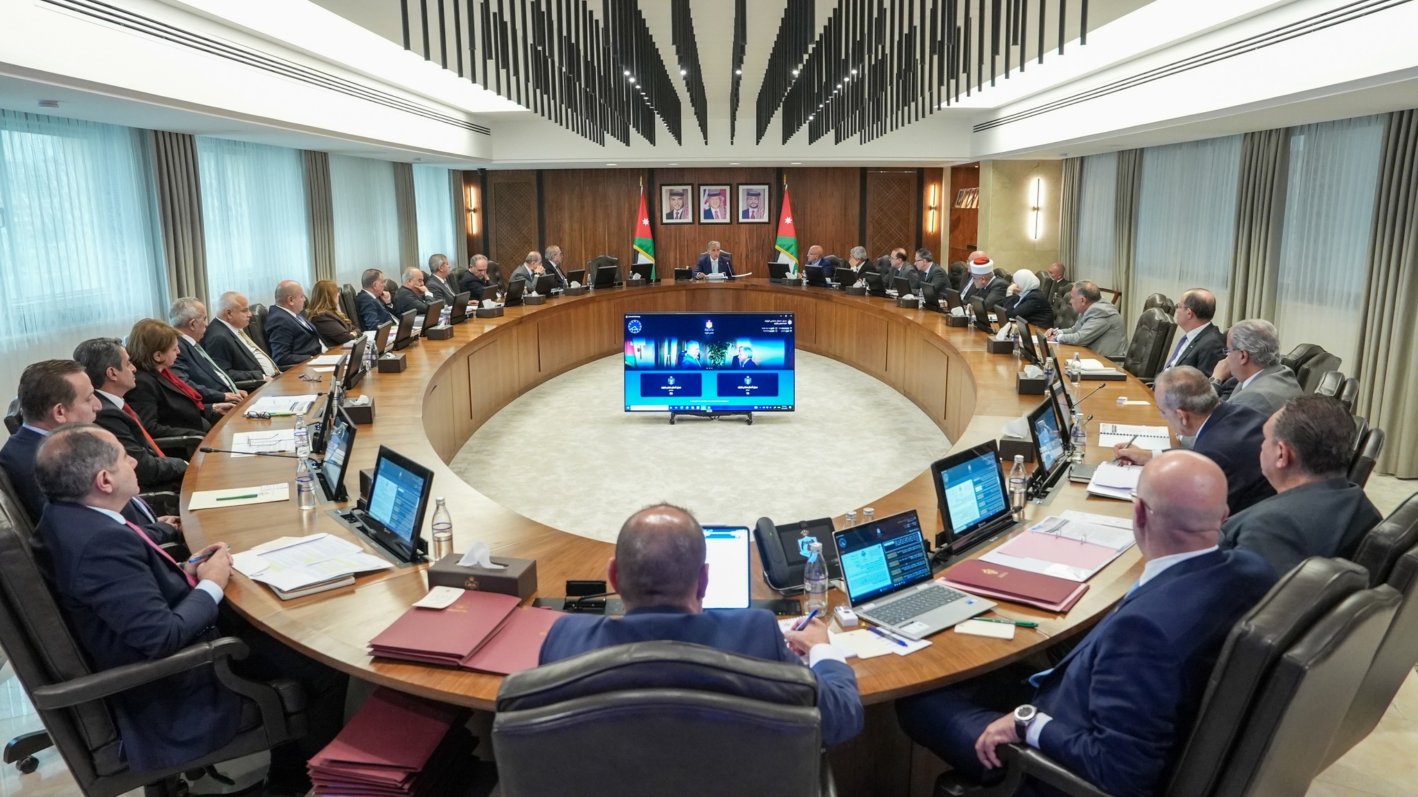 استراتيجية وطنية تهدف لتأسيس وتنظيم مركز بيانات وطني احصائي تفاعلي 