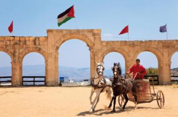 الفايز: الأردن سيتجاوز أرقام السياحة المستهدفة باستقبال 3.4 مليون زائر