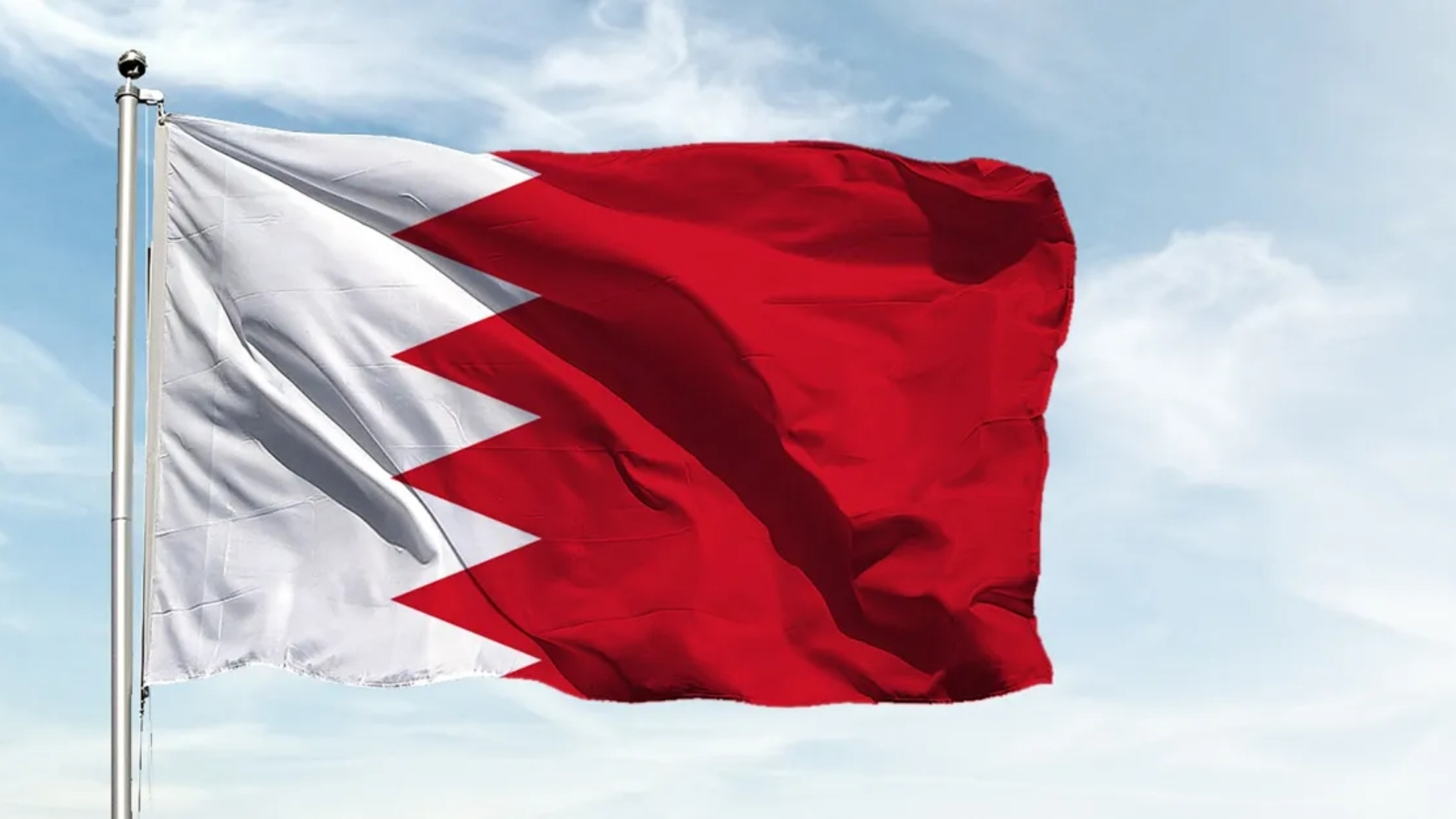 البحرين تعلن التصدي لاعتداءات جوية إيرانية