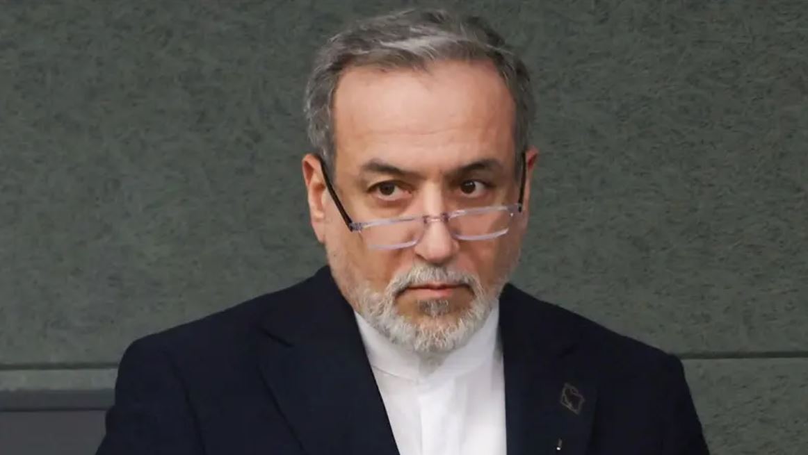 مساعد عراقجي: نرحب بالدبلوماسية وليس بحوار مخادع