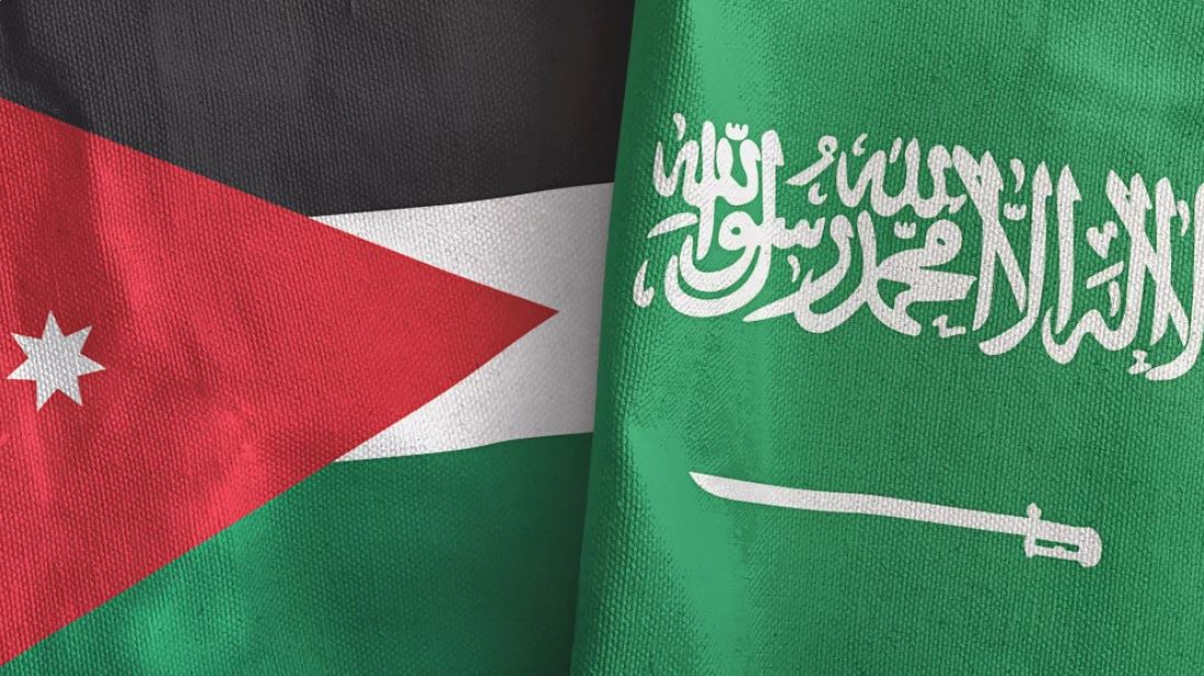 الملك سلمان وولي العهد السعودي يعزيان الملك بشهداء الكرك