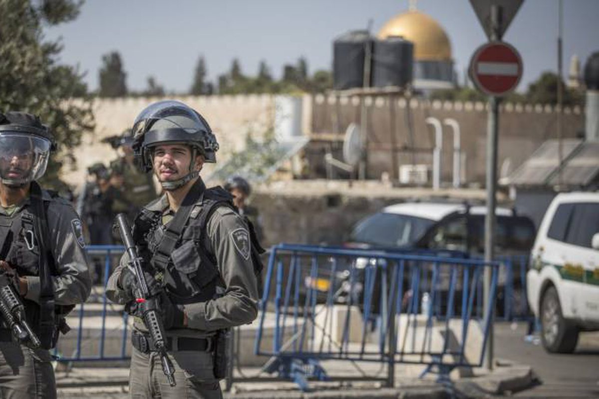 الاحتلال يبعد 60 مقدسيا عن مدينة القدس خلال آذار