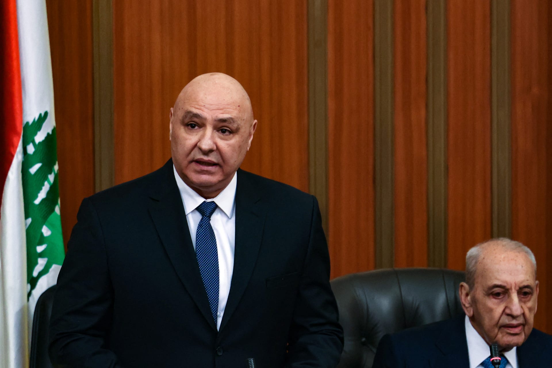 الرئيس اللبناني لإيران: لبنان ليست بلادكم وليس من شأنكم التدخل في شؤونها 