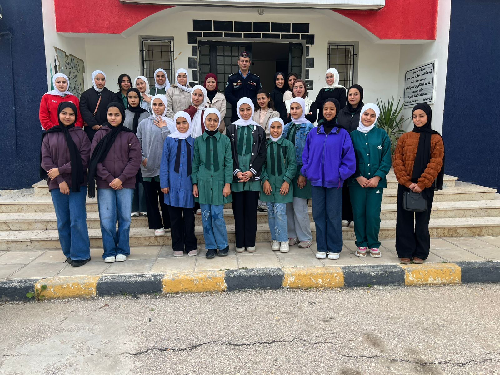 مركز شباب وشابات الشونة الشمالية ينظم ورشة توعوية حول أهمية النظافة