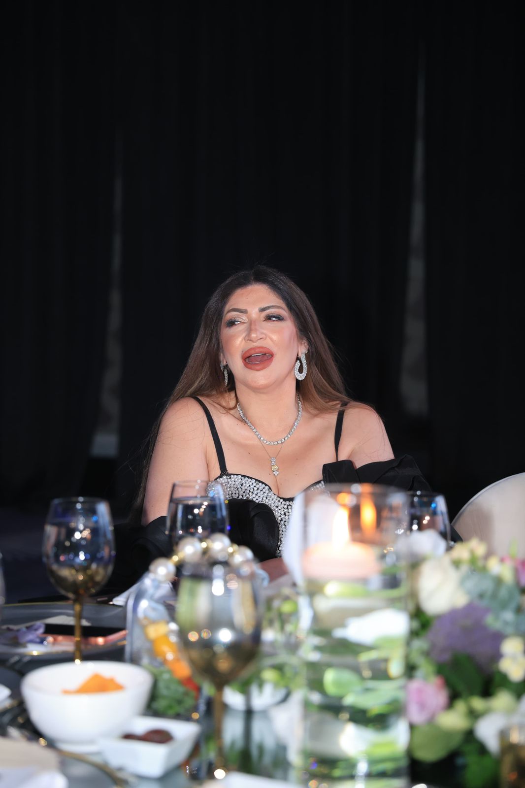 الإعلامية داليا مطر تشارك في حفل زفاف ليث حموري ودارين كرزون