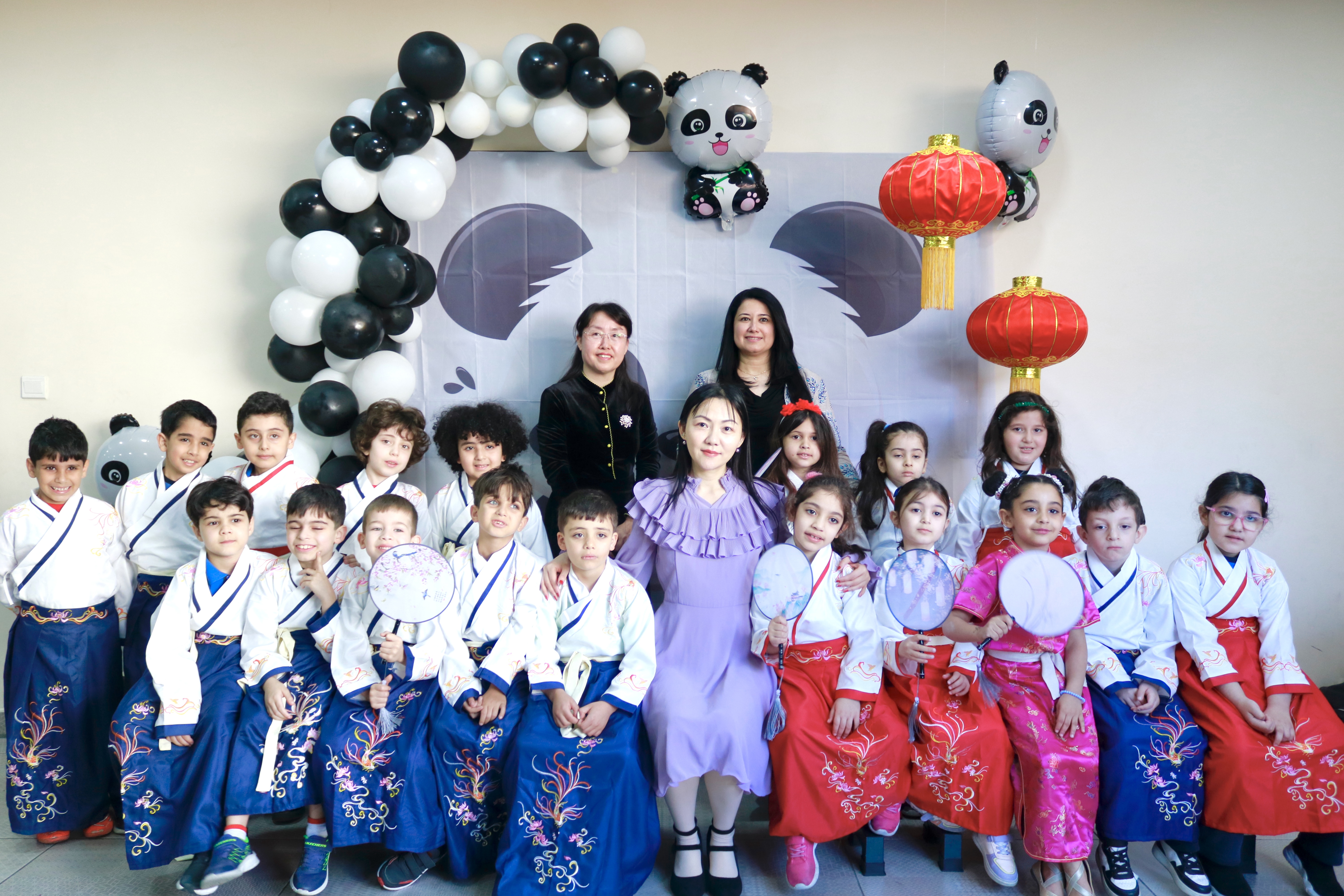 معهد كونفوشيوس/ جامعة فيلادلفيا ينظّم يومًا ثقافيًا صينيًا في مدارس الشوف الدولية