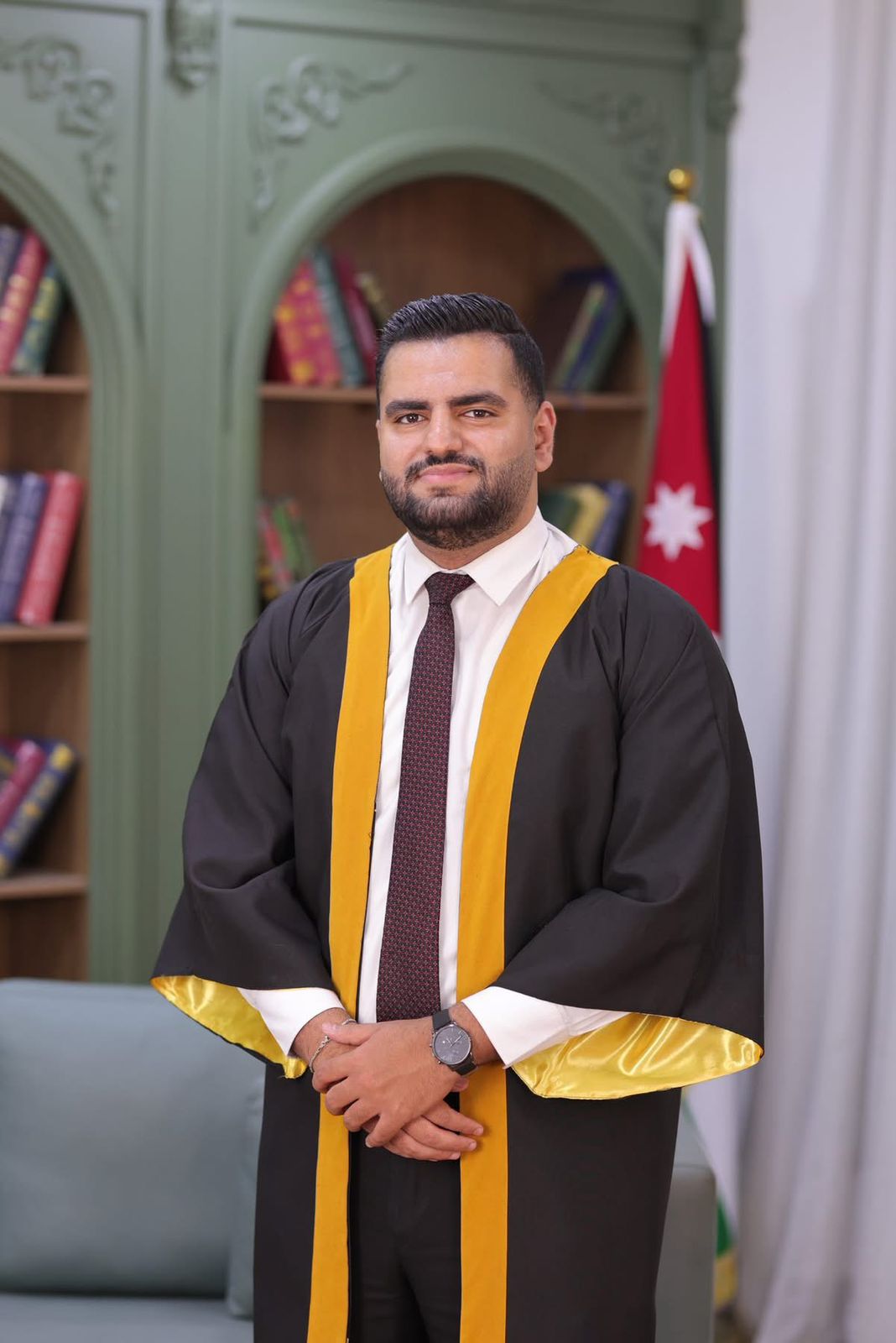 الأستاذ احمد محمد الشلول ..  مبارك الماجستير 