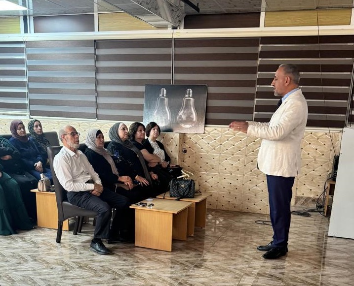 جلسة تعريفية بجائزة الحسين للعمل التطوعي في لواء بني عبيد
