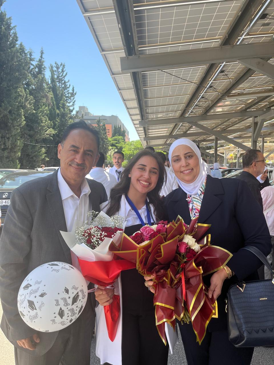 الدكتورة آية أمجد الشوبكي ..  مبارك التخرج من الجامعة الاردنية 
