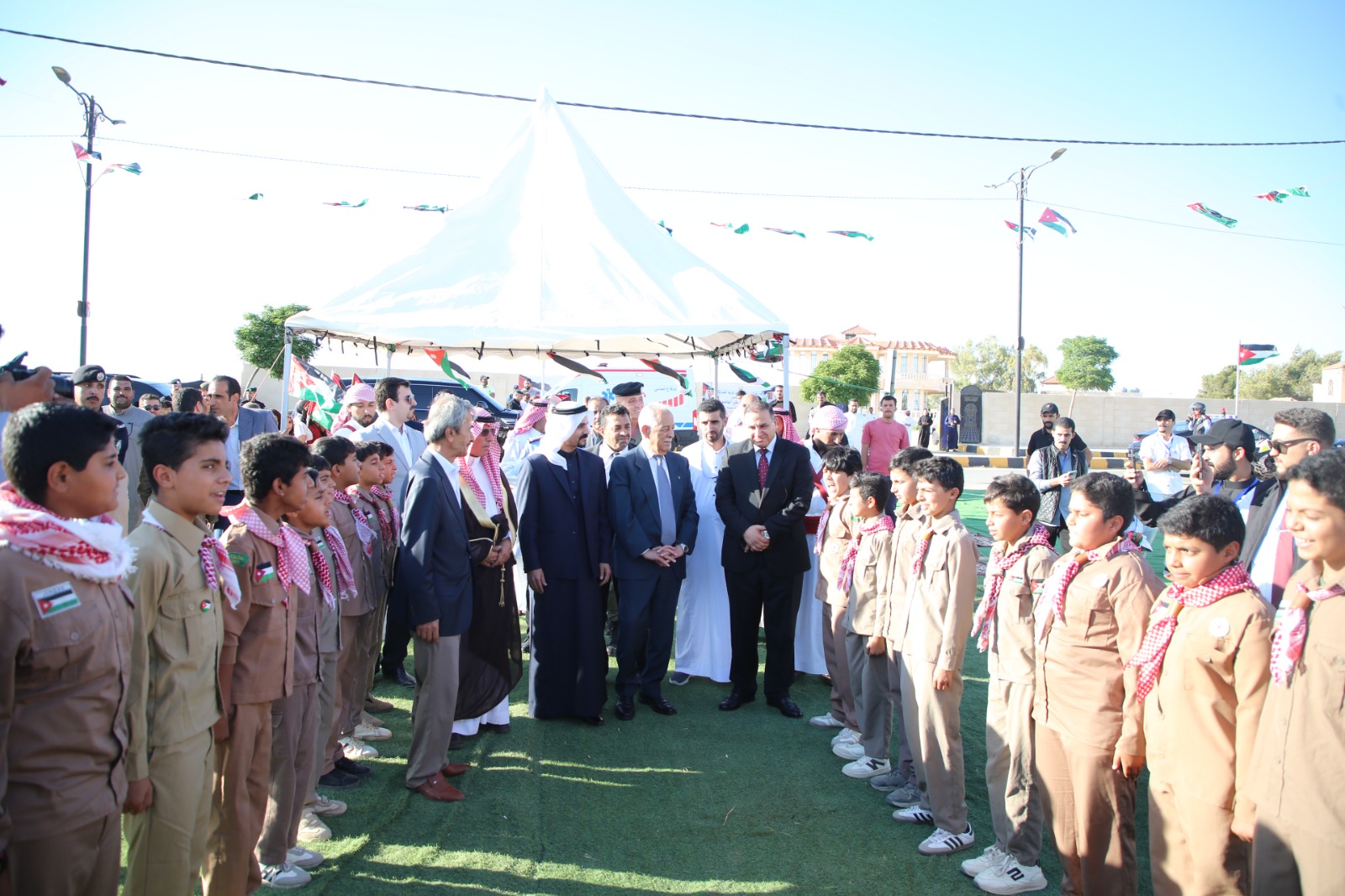 رئيس الديوان الملكي يرعى احتفال عشيرة الشرعة بالاعياد الوطنية