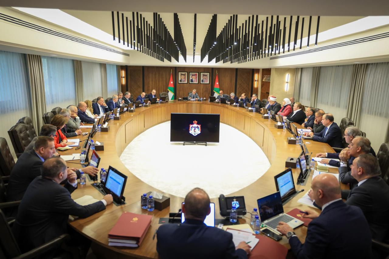 الحكومة تقر تسويات ضريبية جديدة