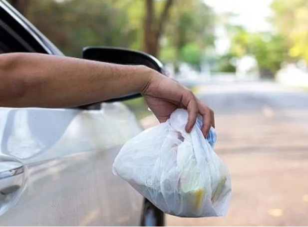 البيئة: 23.5 ألف مخالفة إلقاء عشوائي  للنفايات خلال 6 أشهر 