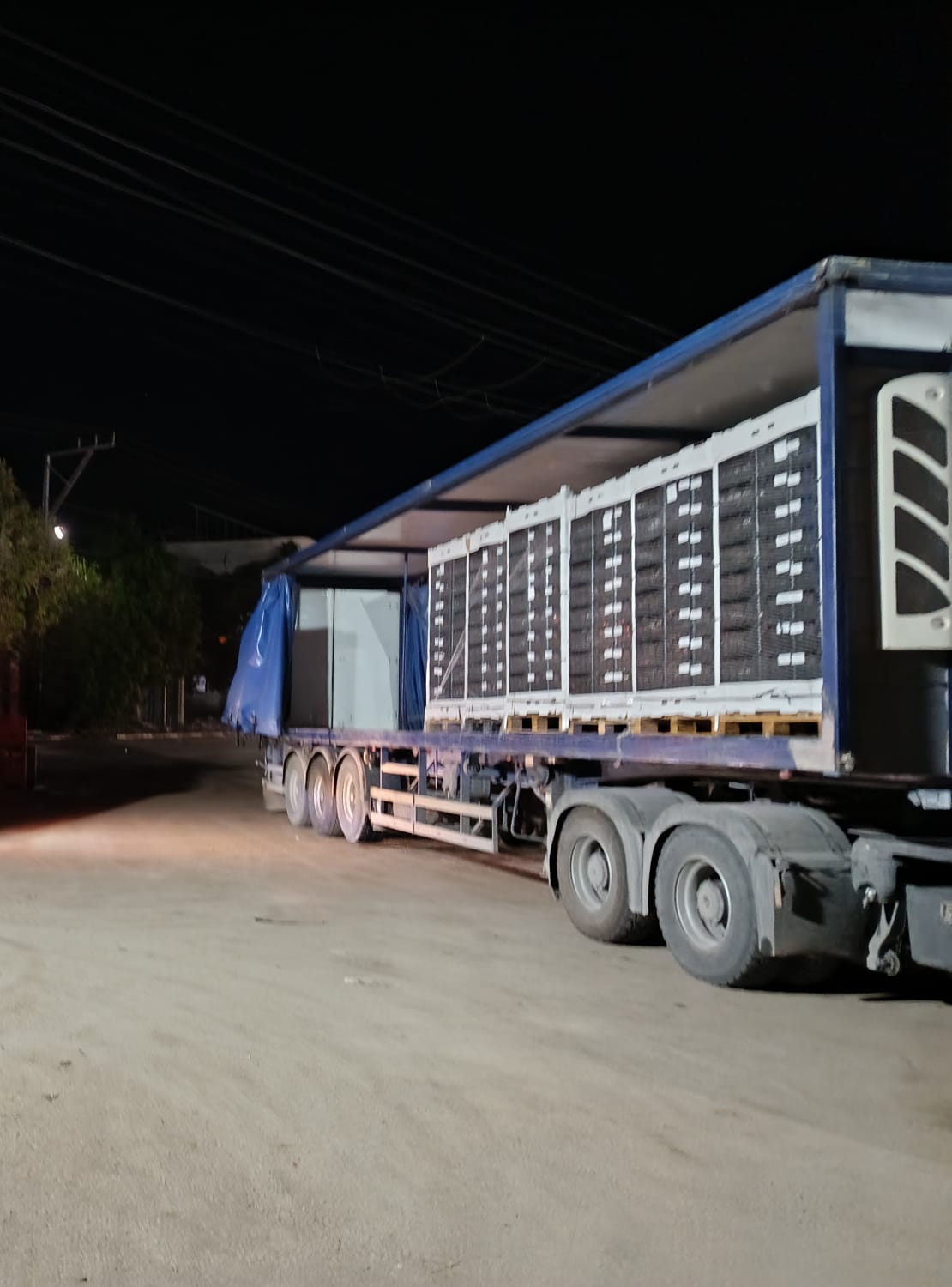 الأردن يعفي الصادرات الزراعية الفلسطينية من الرسوم والغرامات