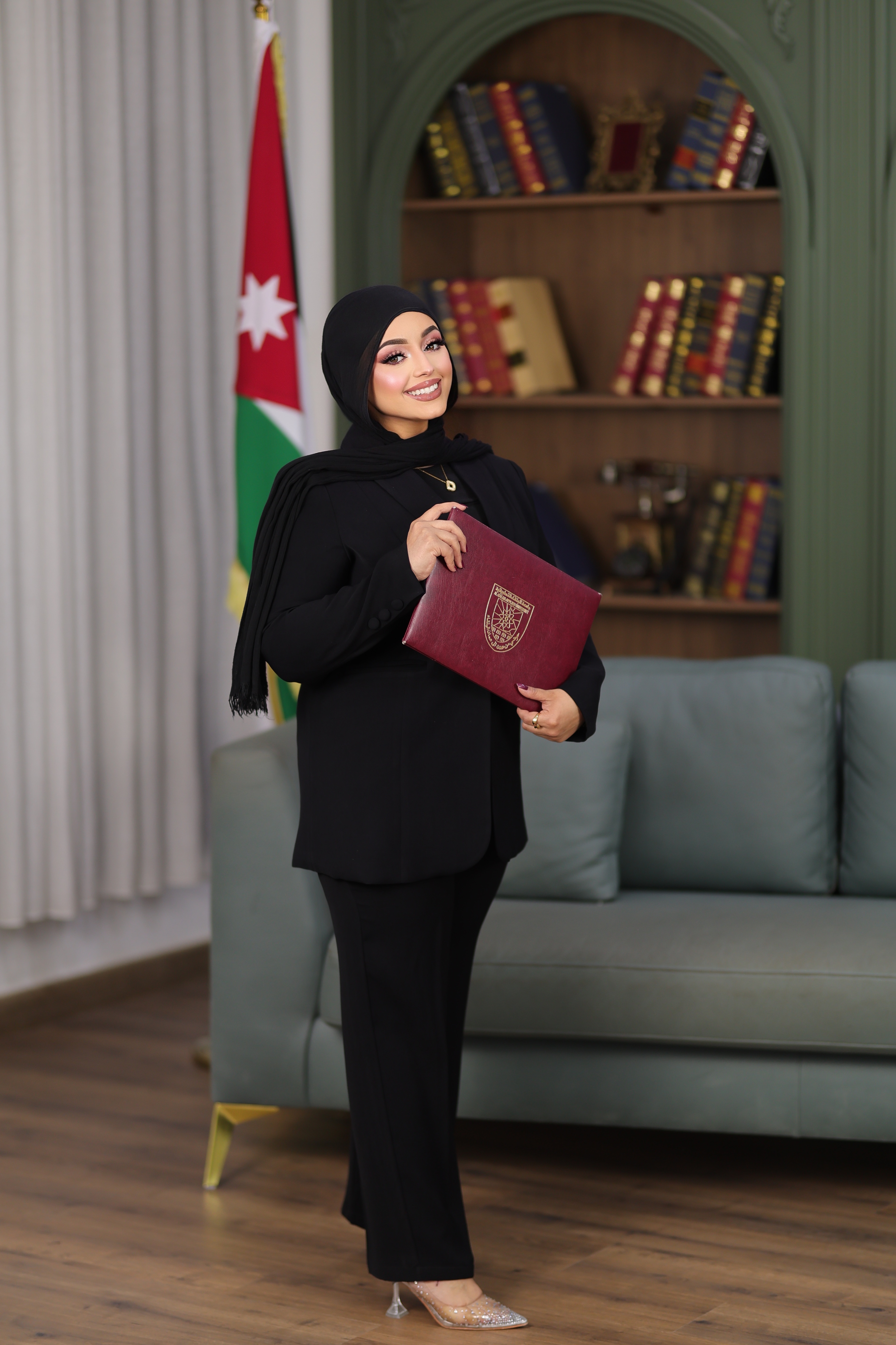 دعاء جمال المفلح  .. مبارك التخرج 