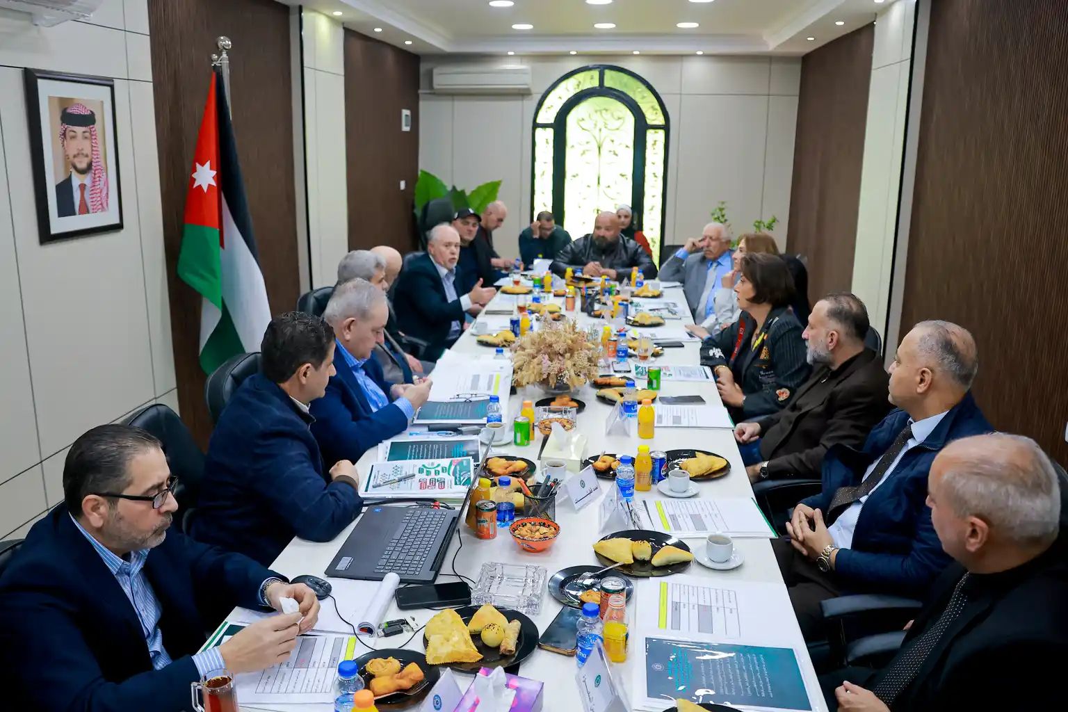 زريقات يترأس اجتماع الهيئة العامة لرابطة اللاعبين الدوليين الثقافية