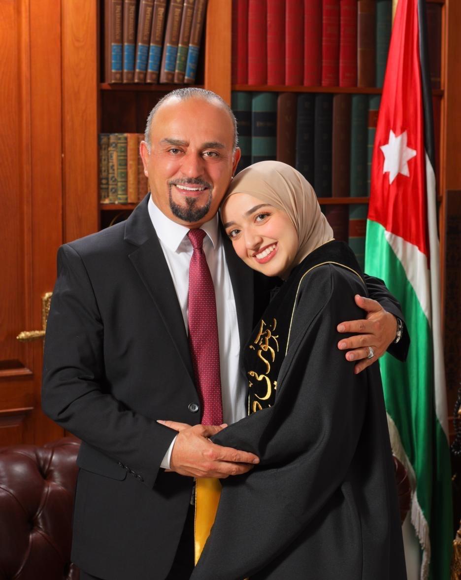 البكالوريوس في طب الأسنان لفرح عماد الخصاونة
