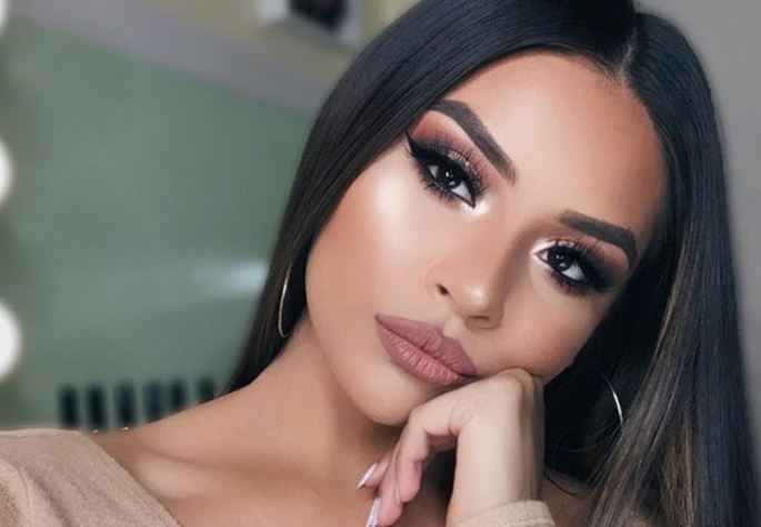 نصائح مكياج لصاحبة البشرة السمراء