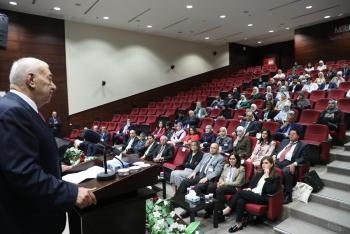 العين الدكتور ناصر الدين يرعى مؤتمر اللغة الإنجليزية بمشاركة 150 باحث وباحثة من 16 دولة