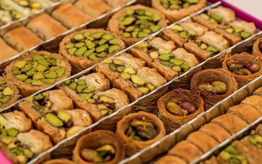 ما حقيقة ارتفاع أسعار الحلويات في الأردن؟