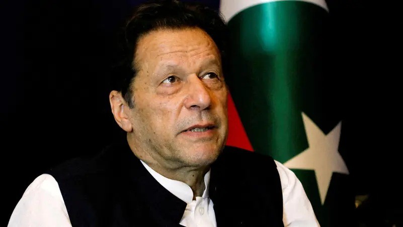 باكستان: توقيف المئات من أنصار حزب عمران خان في شمال البلاد