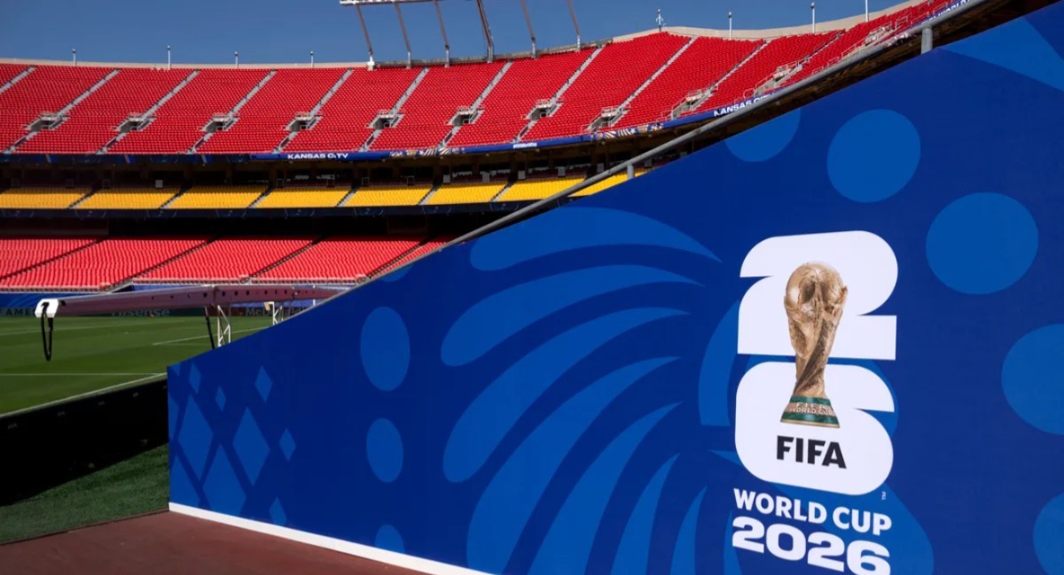 فيفا يحسم هوية حكام افتتاح كأس العالم 2026
