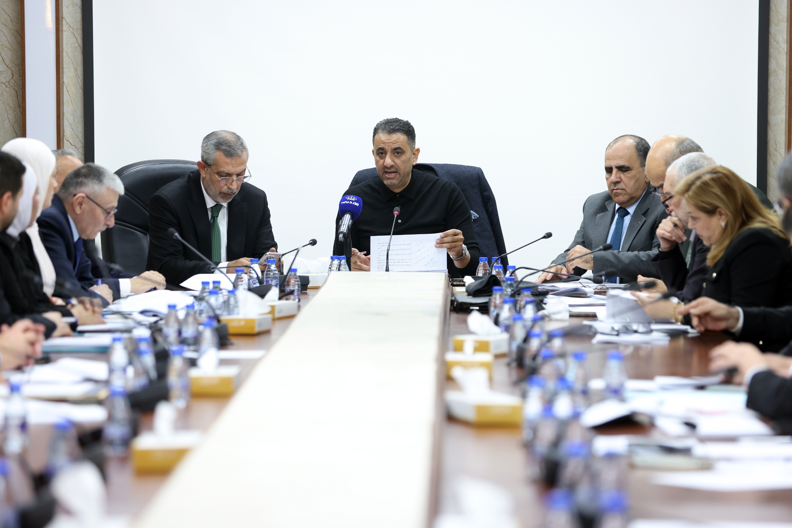 الاقتصاد والاستثمار النيابية تقرّ مواد في مشروع قانون عقود التأمين