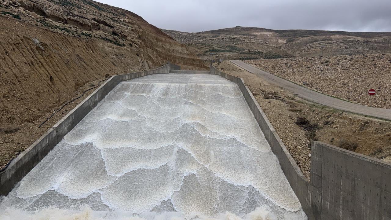 الهطول المطري يصل إلى 90% من المعدل السنوي