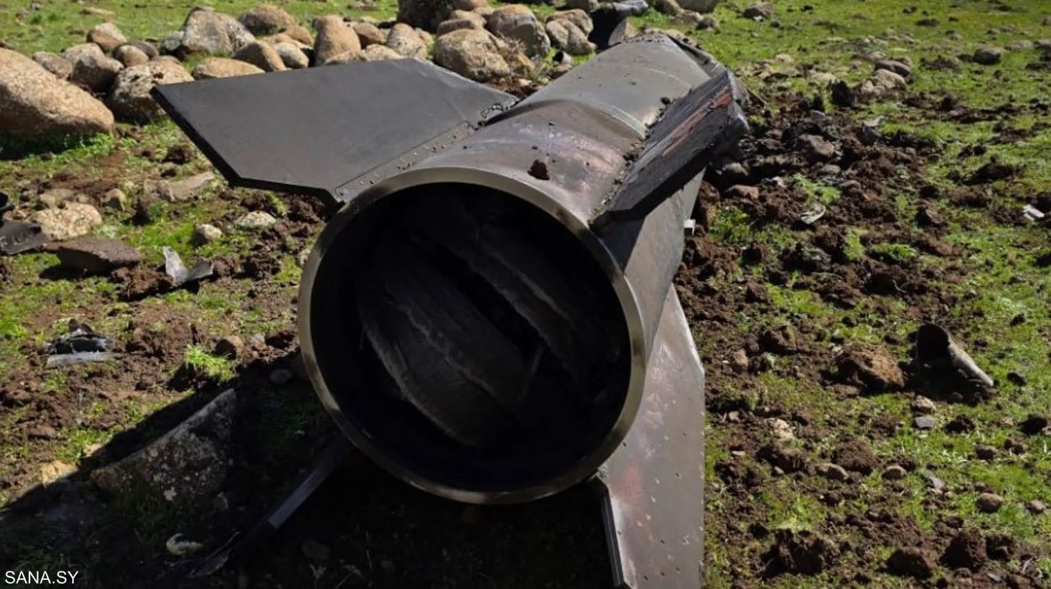 سوريا ..  مقتل 4 أشخاص في السويداء إثر سقوط صاروخ إيراني