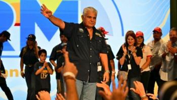 فوز خوسيه راؤول مولينو برئاسة بنما