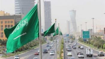 السعودية: تمديد صلاحية الإقامات وتأشيرات الخروج والعودة