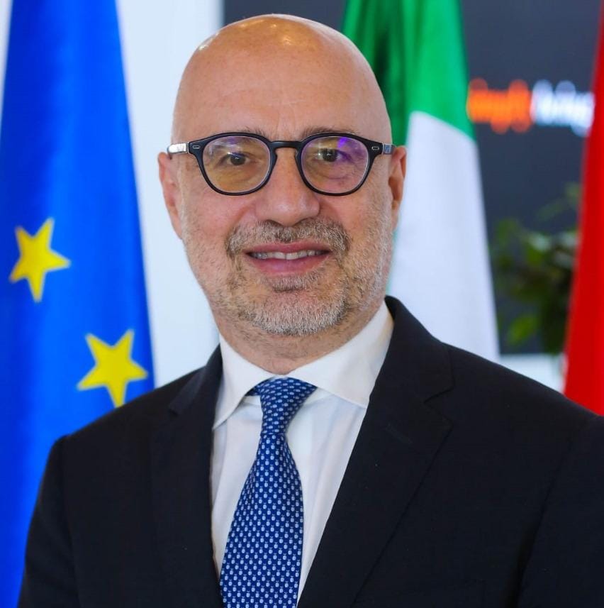 السفير الإيطالي بالامارات يبرز تطور العلاقات التجارية بين البلدين