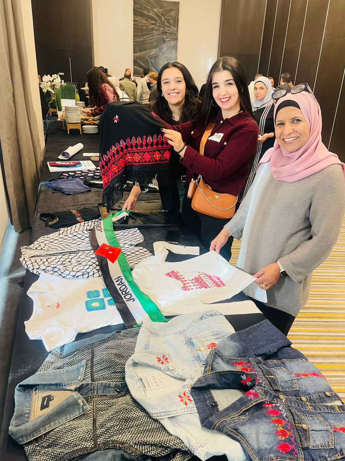 مساواة تعرض إبداعات مادبا في إسطنبول