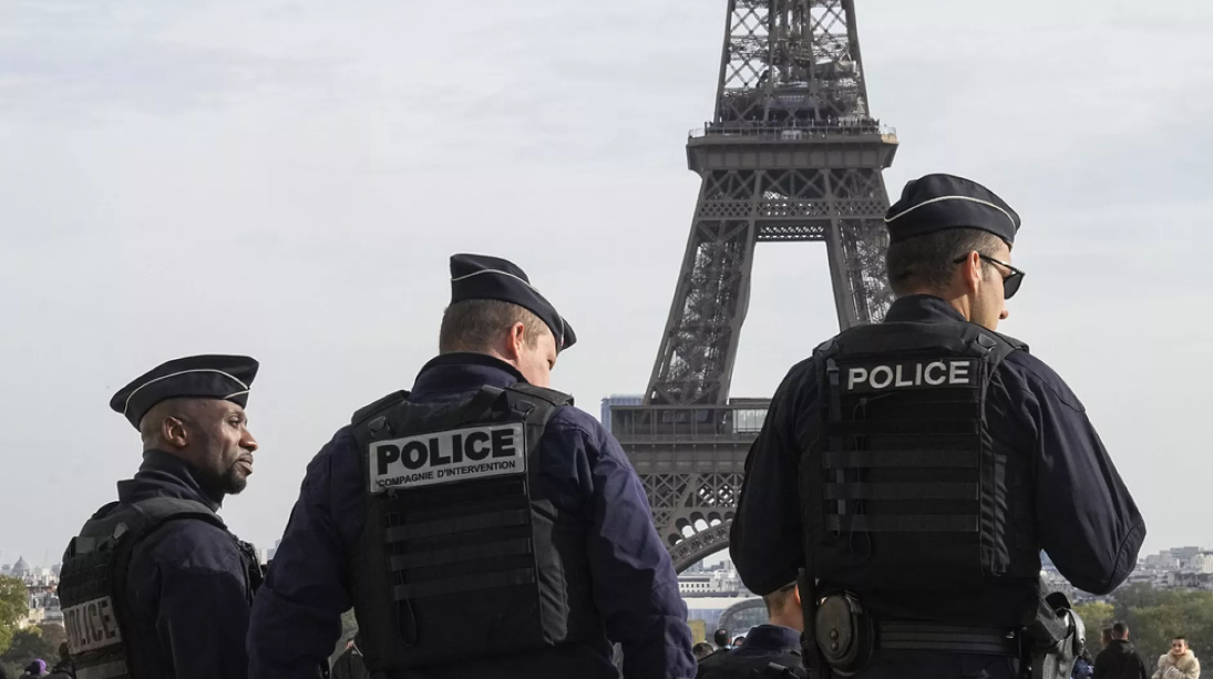 مقتل ضابطين فرنسيين في هجوم لتهريب سجين في نورماندي