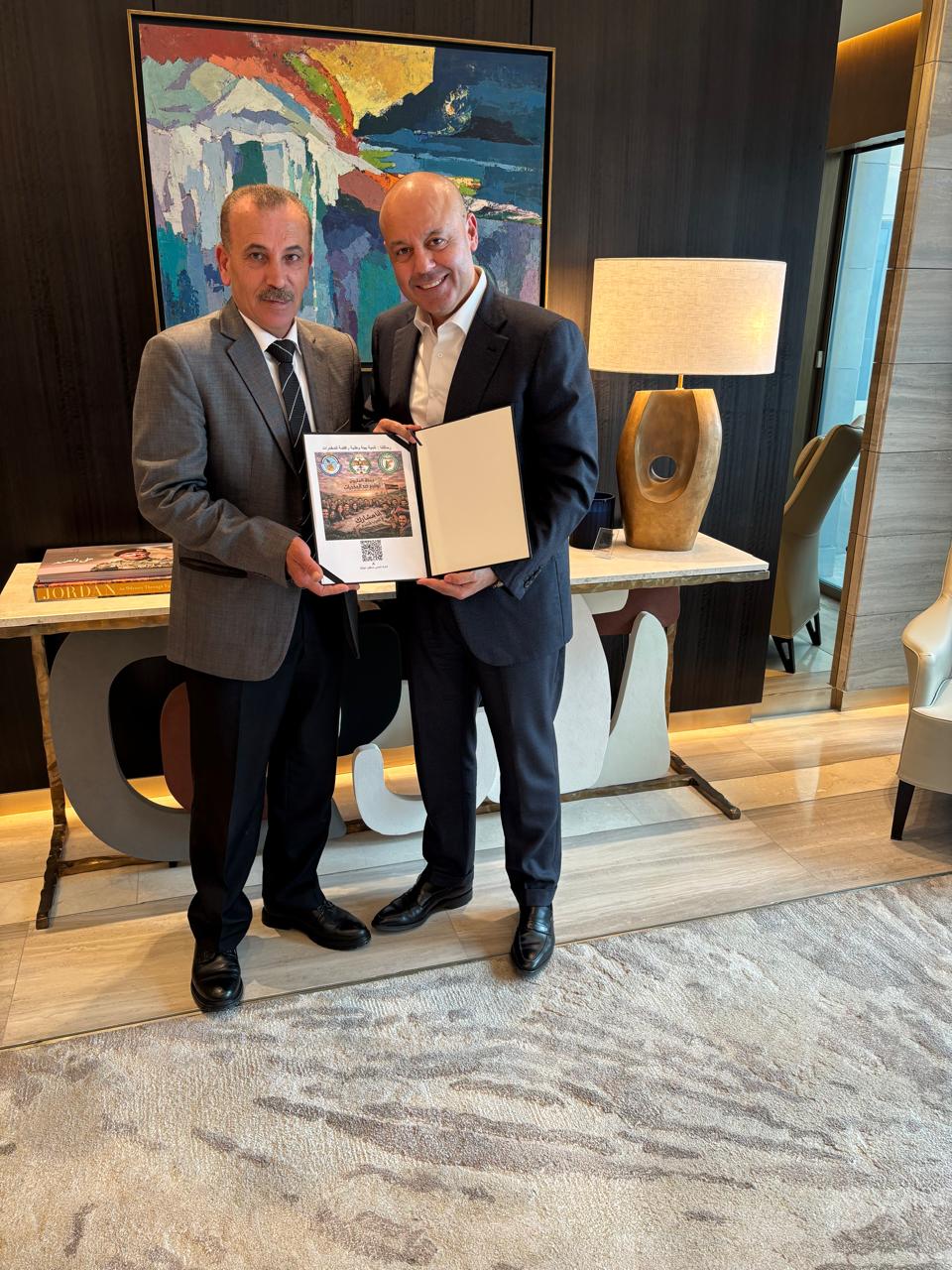 فاخوري يشارك بالتوقيع على الحملة المليونية ضد المخدرات