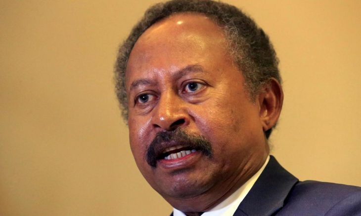 رئيس الوزراء السوداني يصدر قرارا لحل الحكومة الانتقالية
