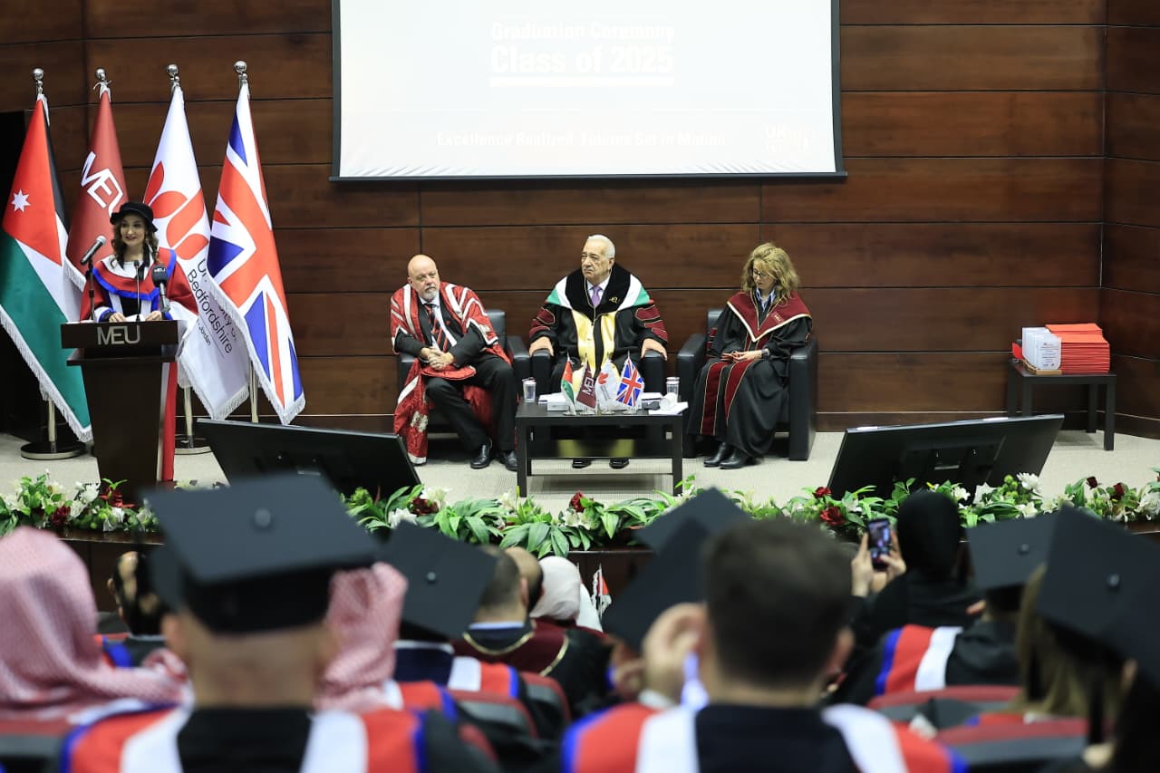 الشرق الأوسط تحتفي بخريجي البرامج الدولية ..  شراكة ارتقت بمفهوم التعليم الجامعي