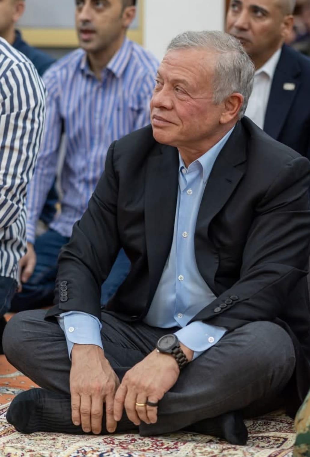 ابتسامة جلالة الملك ..  رسالة طمأنينة