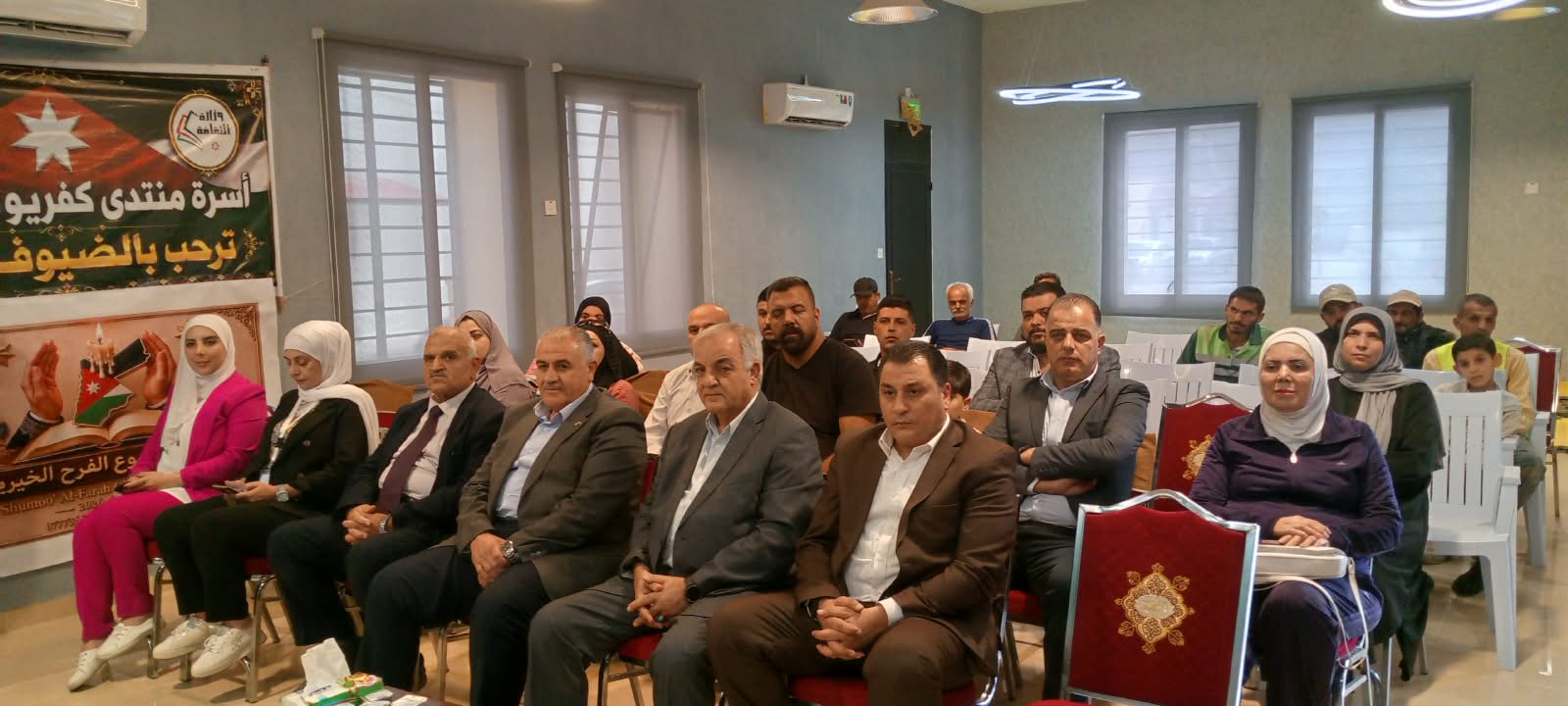 مديرية شباب إربد تشارك في فعالية تطوعية بيئية لتعزيز المساحات الخضراء في غرب إربد
